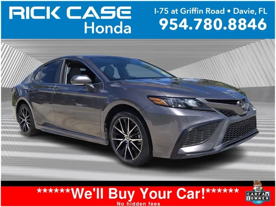 2023 Toyota Camry SE photo 1