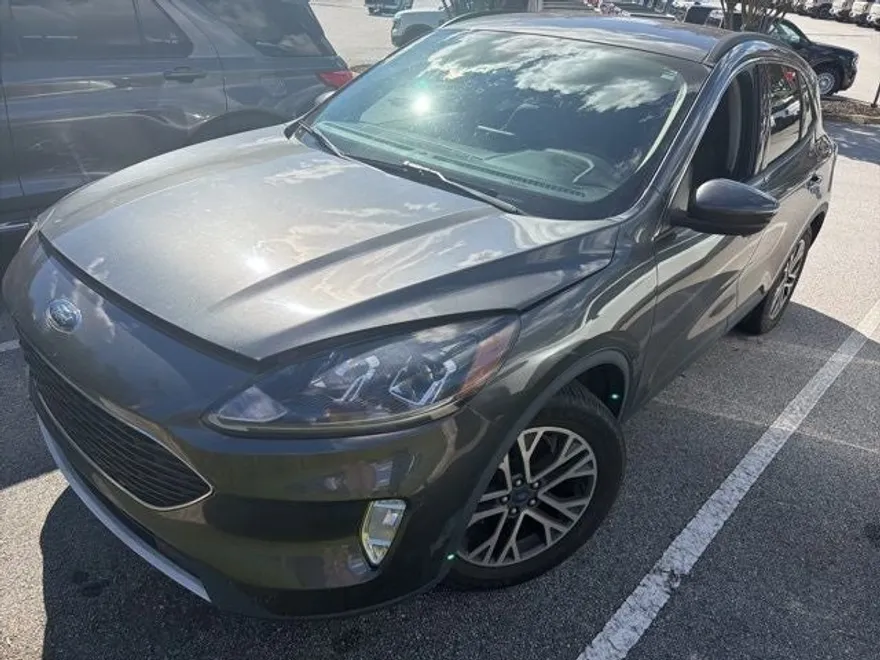 2020 Ford Escape SEL photo 1