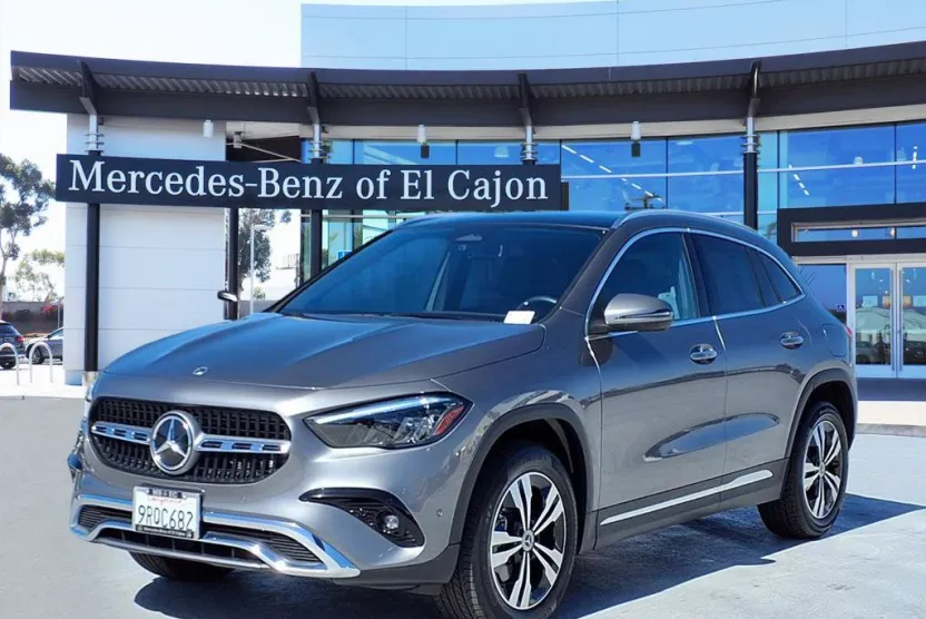 2025 Mercedes Benz GLA 250 4MATIC photo 1