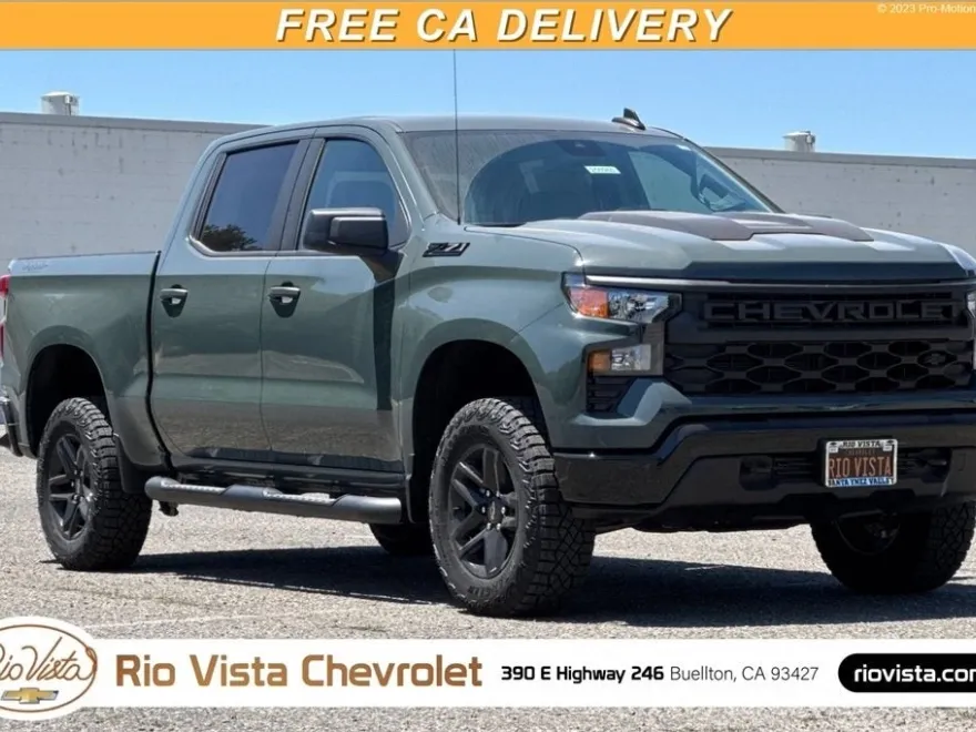 2025 Chevrolet Silverado 1500 Custom Trail Boss photo 1