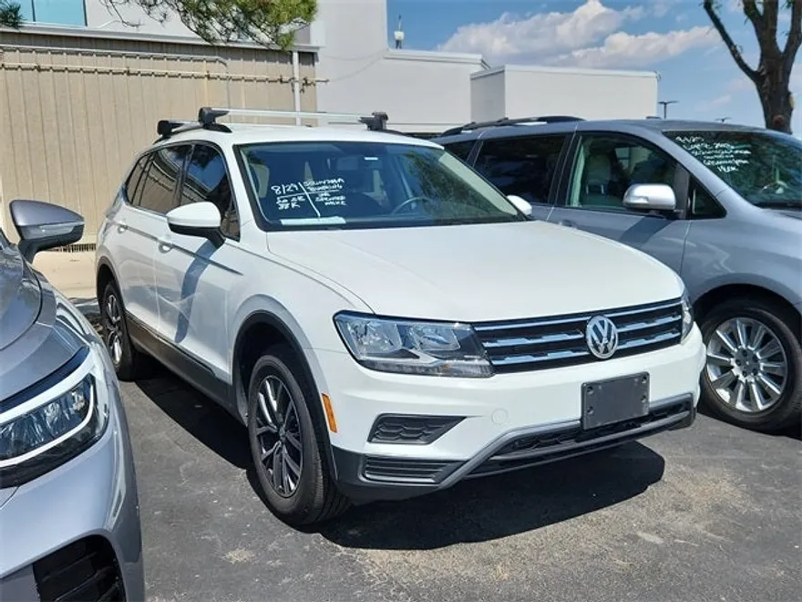 2020 Volkswagen Tiguan SE photo 1