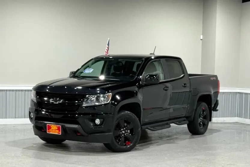 2019 Chevrolet Colorado LT photo 1