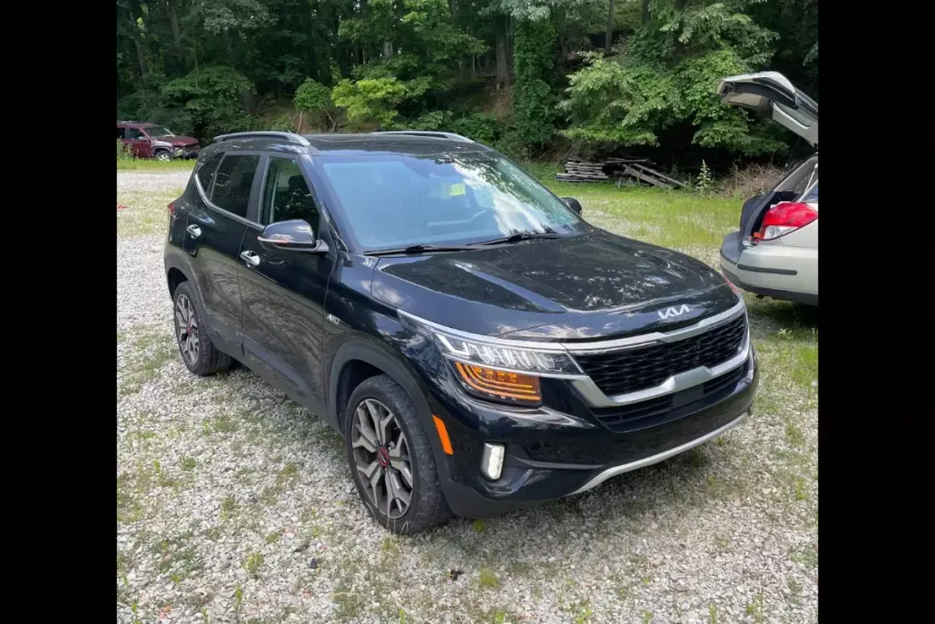 2022 Kia Seltos SX photo 1