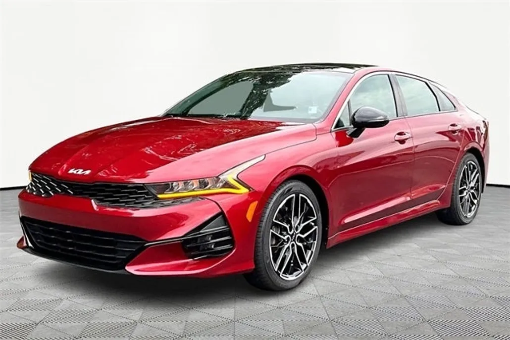 2022 Kia K5 GT photo 1