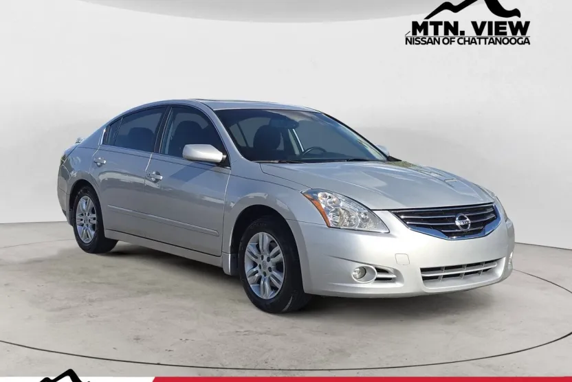 2012 Nissan Altima 2.5 S photo 1
