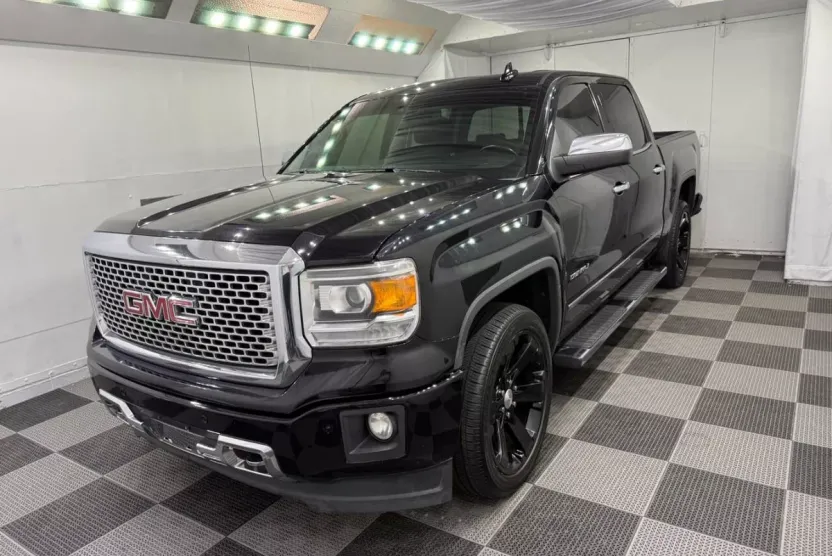 2015 Gmc Sierra 1500 Denali photo 1