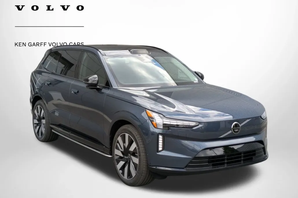 2025 Volvo EX90 Ultra photo 1