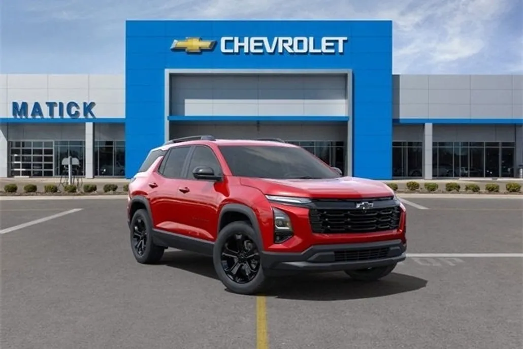 2026 Chevrolet Equinox LT photo 1