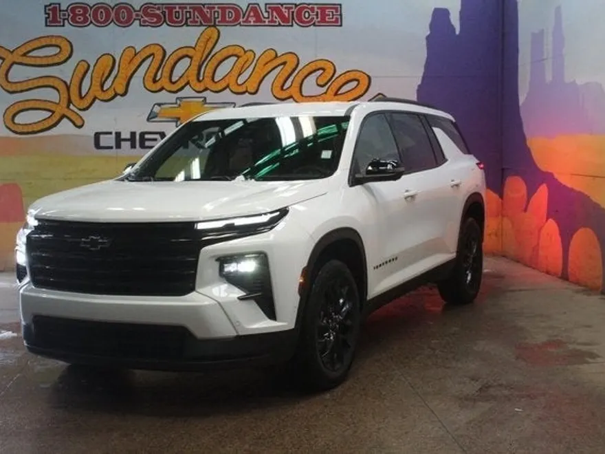 2025 Chevrolet Traverse photo 1