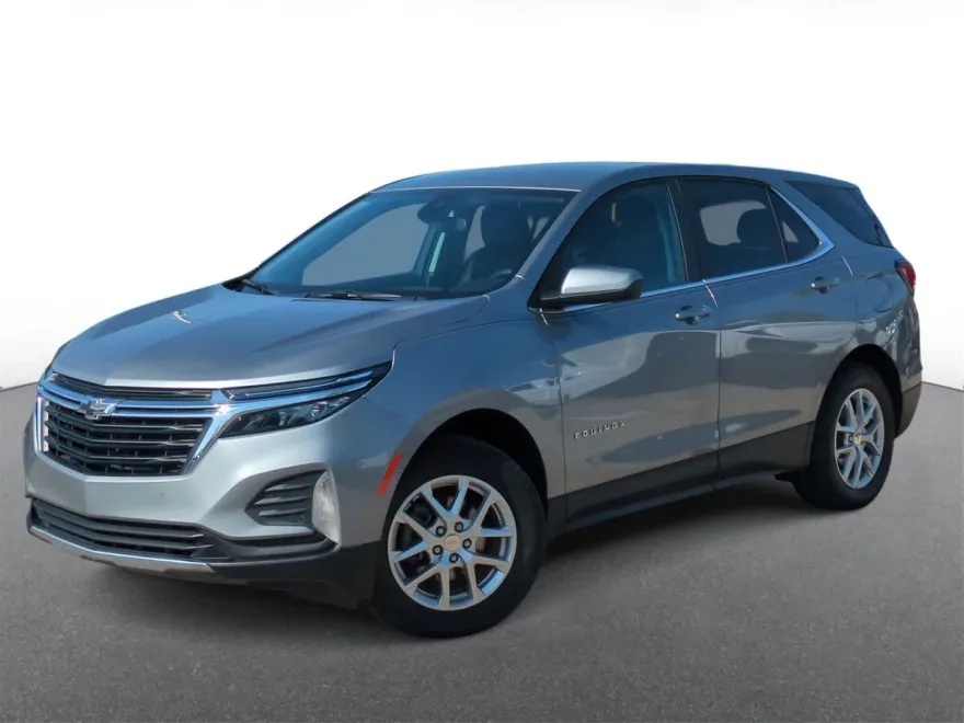 2024 Chevrolet Equinox LT photo 1