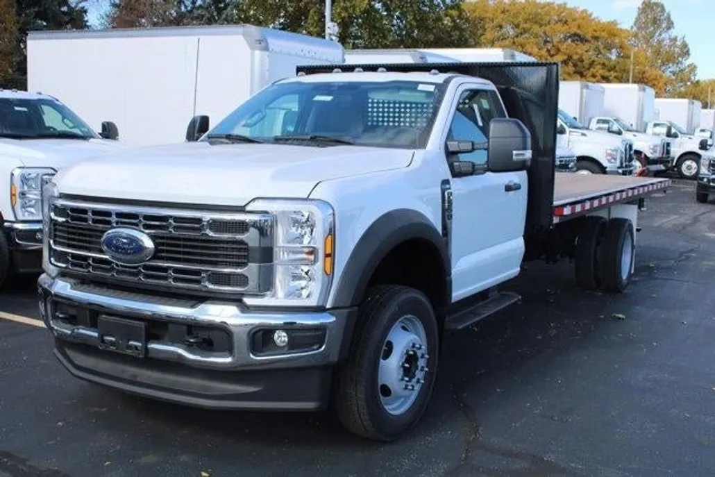 2024 Ford F-550 XL photo 1