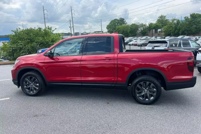 2025 Honda Ridgeline Sport photo 1