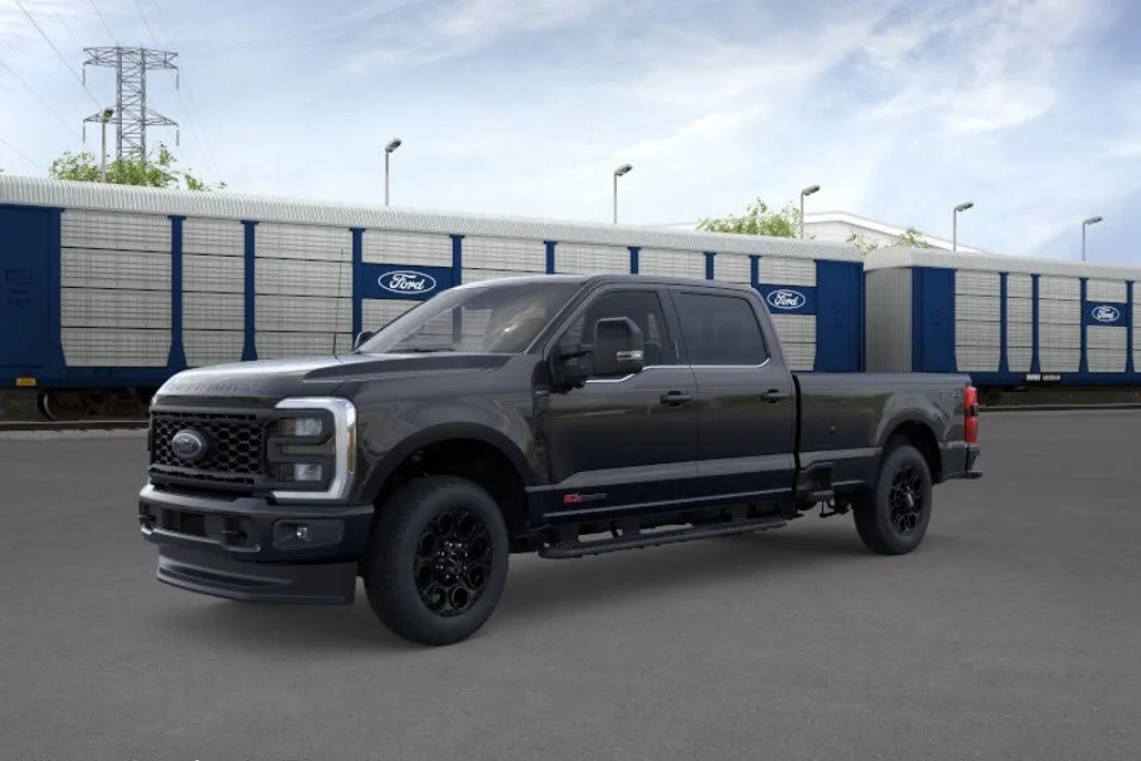 2025 Ford F-350 photo 1