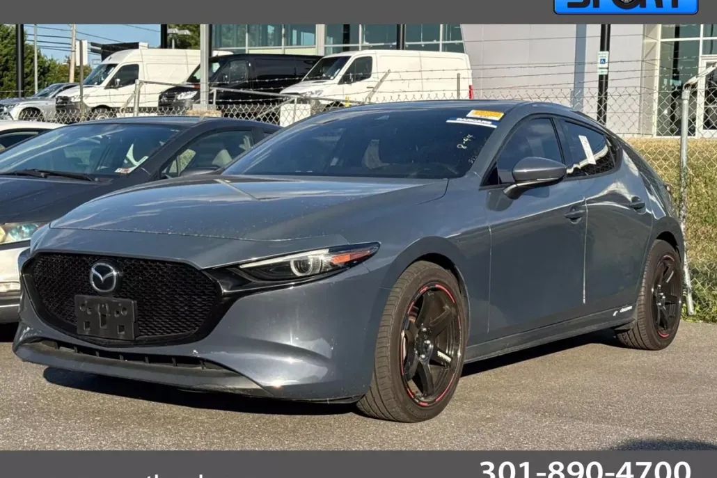 2019 Mazda Mazda3 Premium photo 1