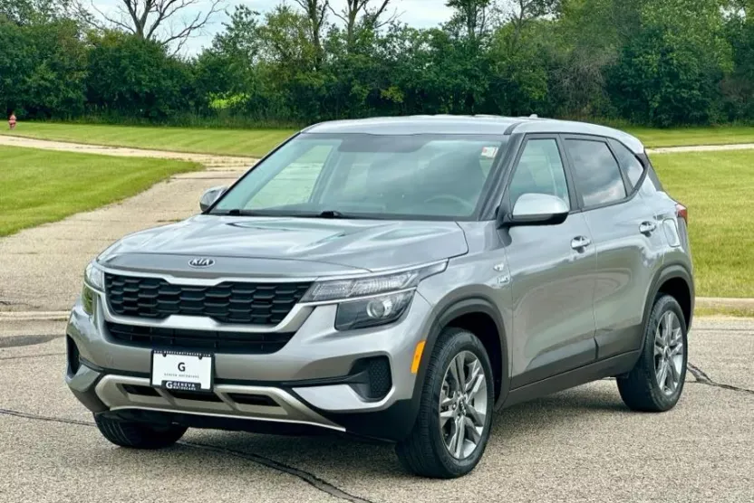 2021 Kia Seltos LX photo 1
