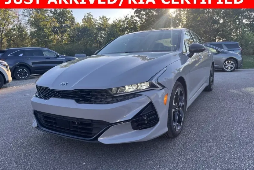 2021 Kia K5 GT-Line photo 1