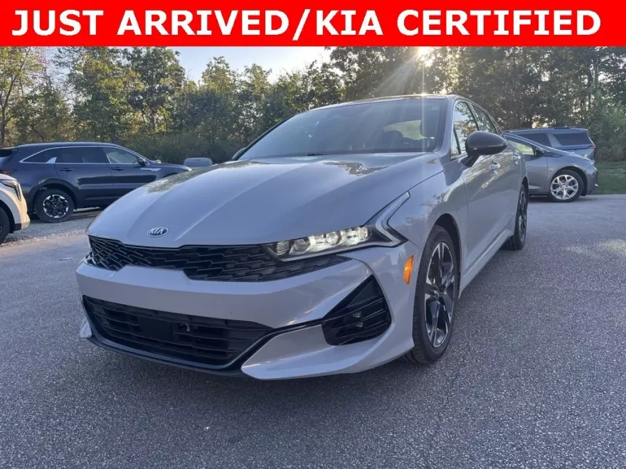 2021 Kia K5 GT-Line photo 1