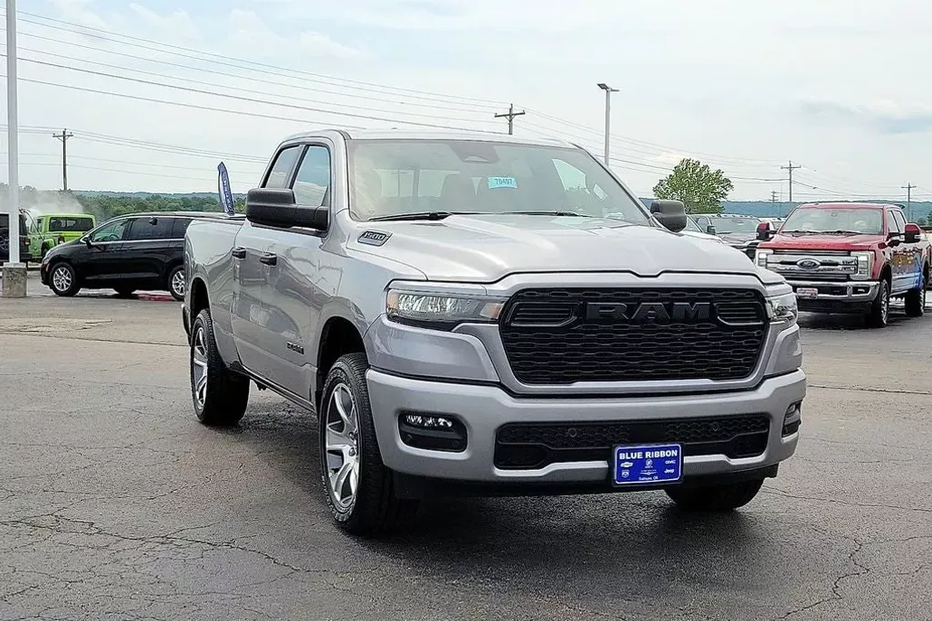 2025 Ram 1500 Tradesman photo 1