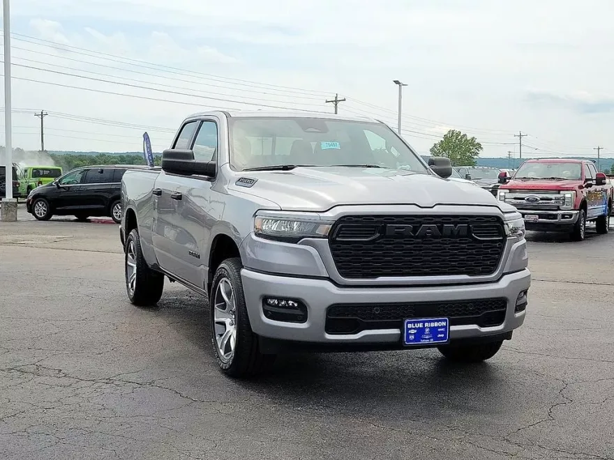 2025 Ram 1500 Tradesman photo 1