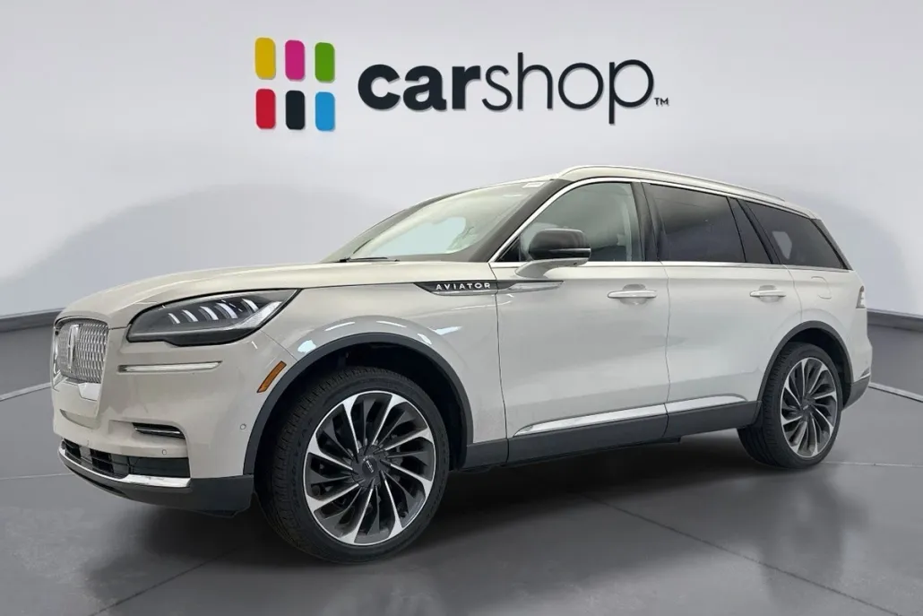 2023 Lincoln Aviator Reserve photo 1
