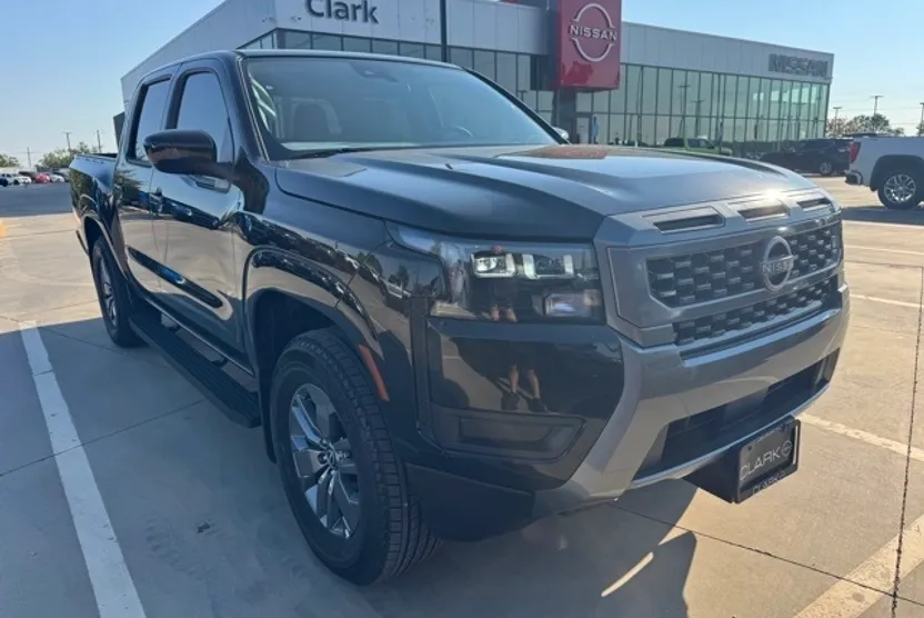 2026 Nissan Frontier SV photo 1