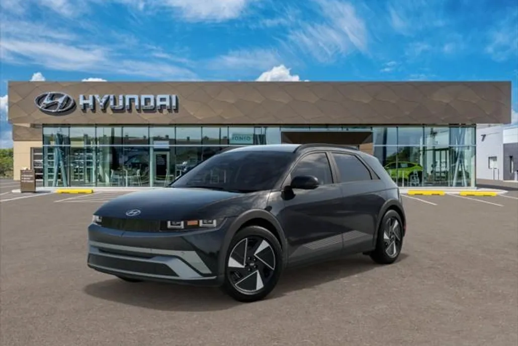 2025 Hyundai Ioniq 5 SEL photo 1
