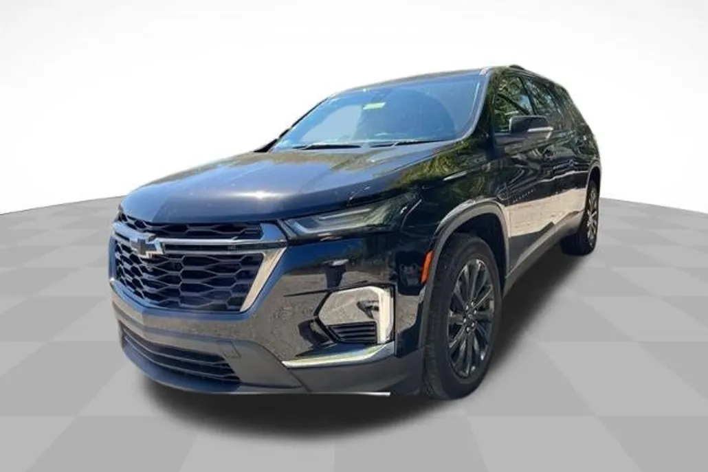 2023 Chevrolet Traverse RS photo 1