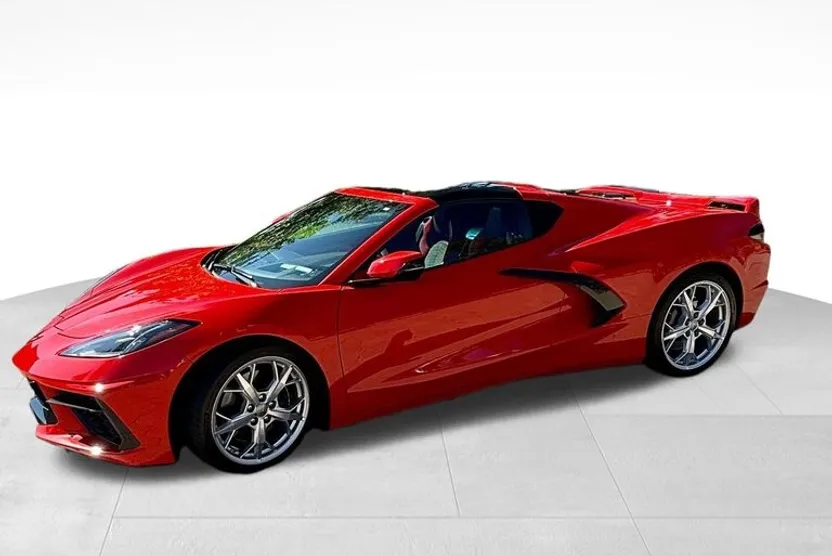 2020 Chevrolet Corvette 2LT photo 1