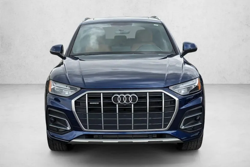 2024 Audi Q5 40 Premium Plus photo 1