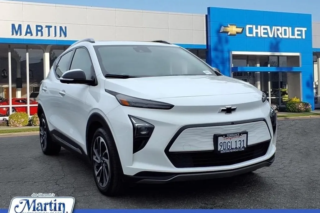 2022 Chevrolet Bolt EUV Premier photo 1
