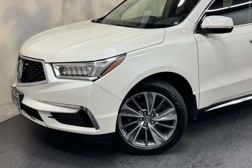 2017 Acura MDX SH-AWD Technology photo 1