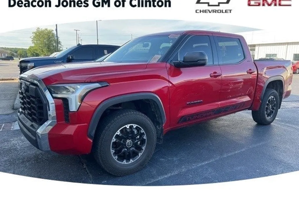 2023 Toyota Tundra SR5 photo 1
