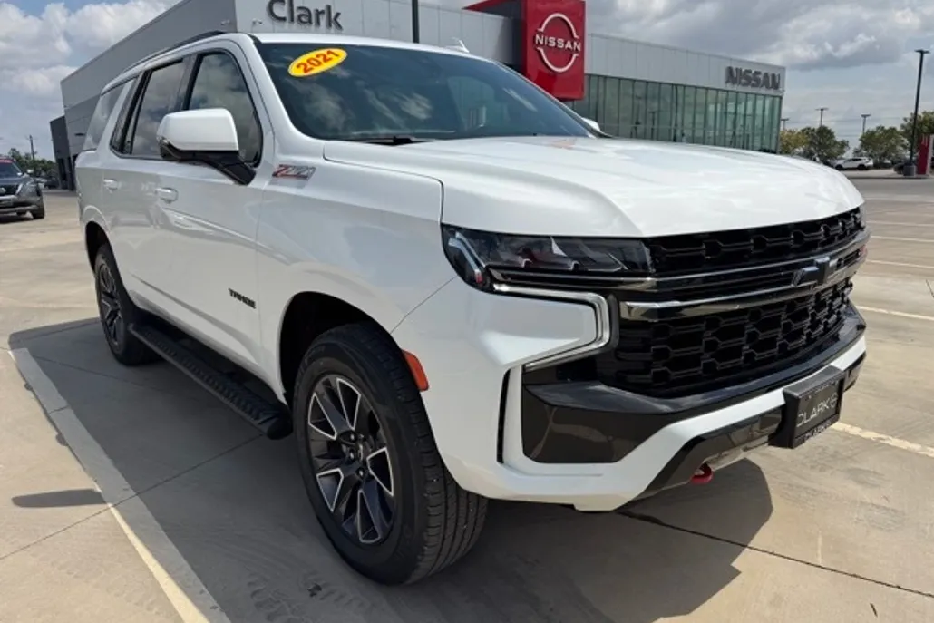 2021 Chevrolet Tahoe Z71 photo 1