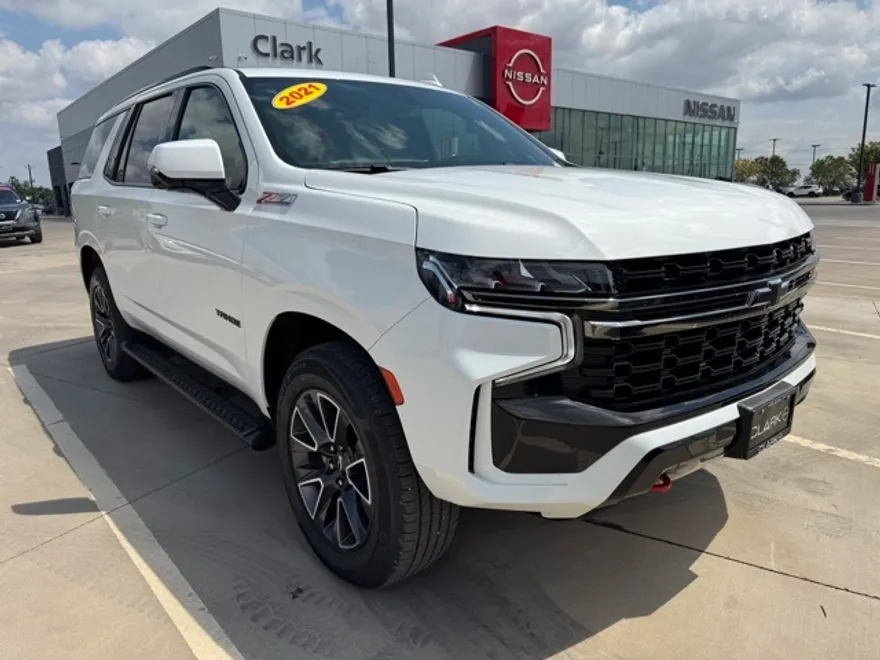 2021 Chevrolet Tahoe Z71 photo 1