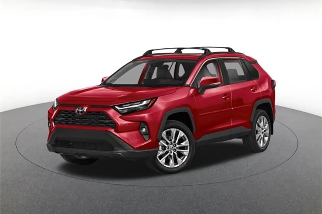 2025 Toyota RAV4 XLE photo 1
