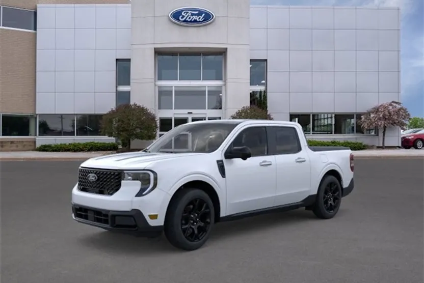 2025 Ford Maverick Lariat photo 1