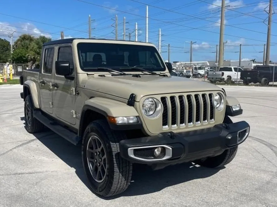2022 Jeep Gladiator Overland photo 1