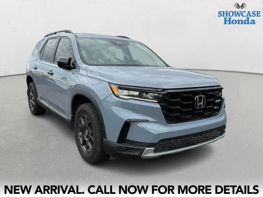 2023 Honda Pilot TrailSport photo 1