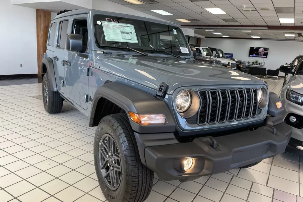 2025 Jeep Wrangler Sport S photo 1