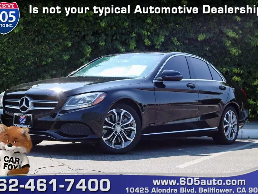2016 Mercedes Benz C 300 Luxury photo 1