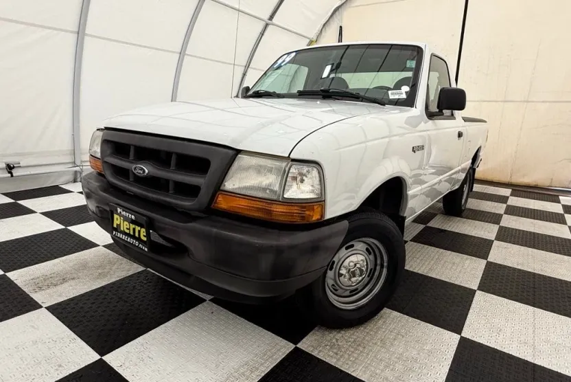 1999 Ford Ranger XL photo 1