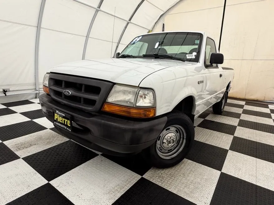 1999 Ford Ranger XL photo 1