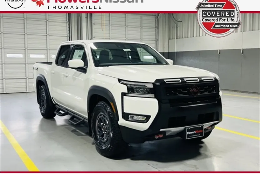 2025 Nissan Frontier PRO-4X photo 1