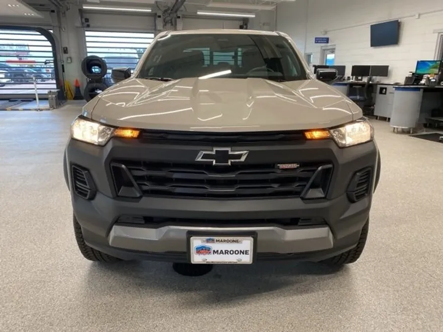 2026 Chevrolet Colorado Trail Boss photo 1
