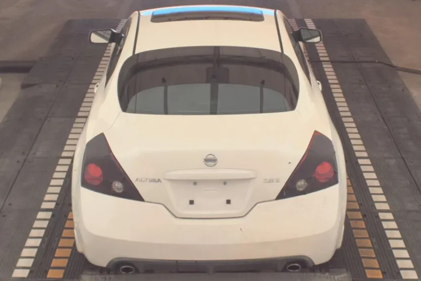 2009 Nissan Altima photo 1