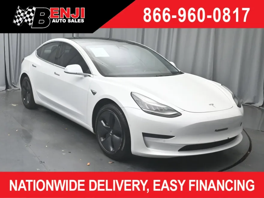 2019 Tesla Model 3 Standard Range Plus photo 1