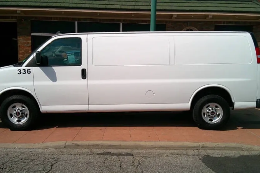 2018 Gmc Savana 3500 Cargo photo 1