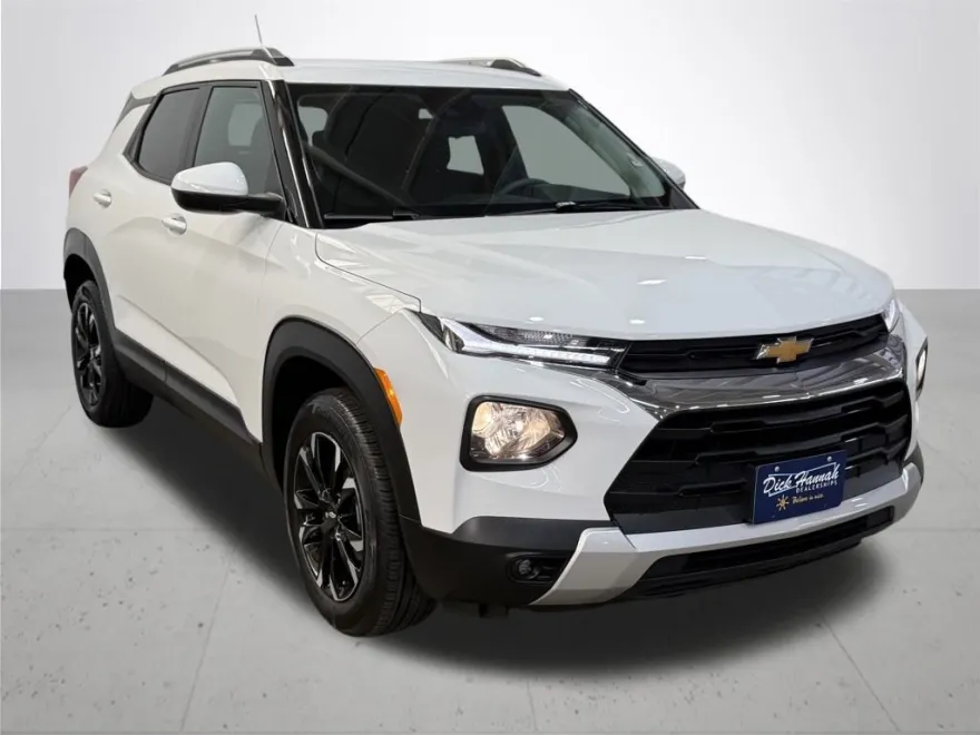 2023 Chevrolet Trailblazer LT photo 1