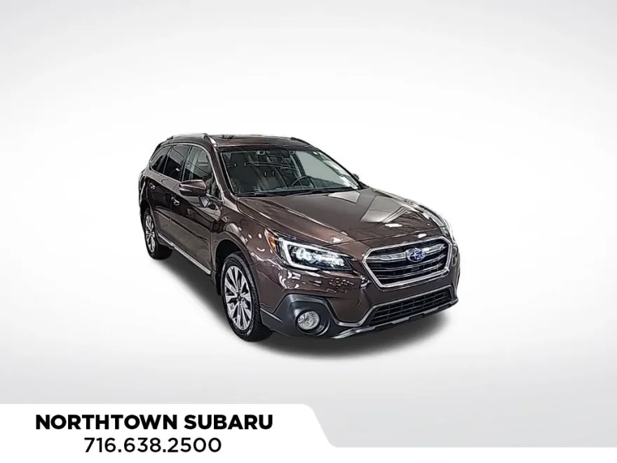 2019 Subaru Outback 3.6R Touring photo 1