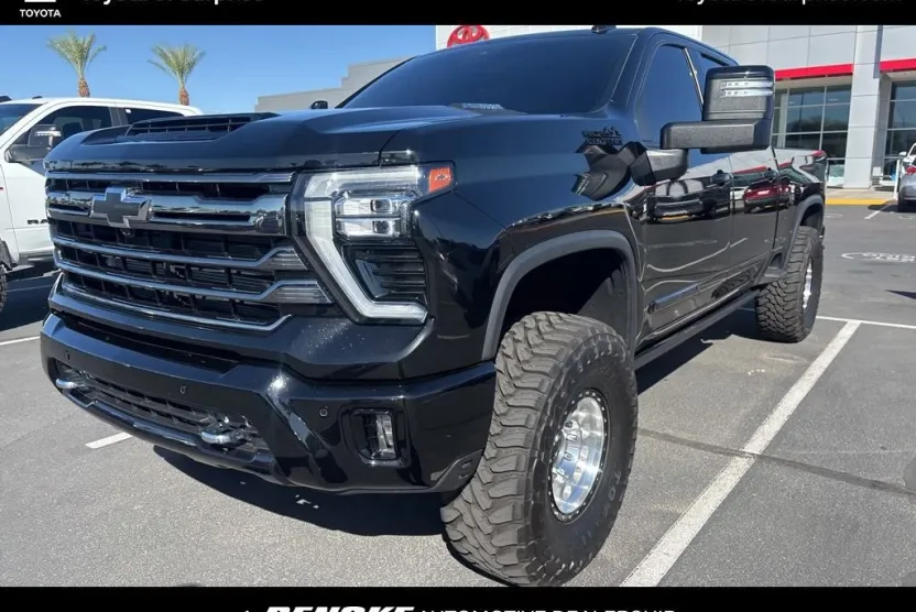 2024 Chevrolet Silverado 3500HD High Country photo 1